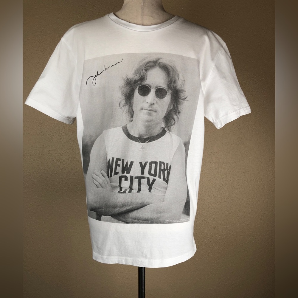 Yoko Ono Lennon John Lennon NYC Graphic White T-Shirt. Size- S